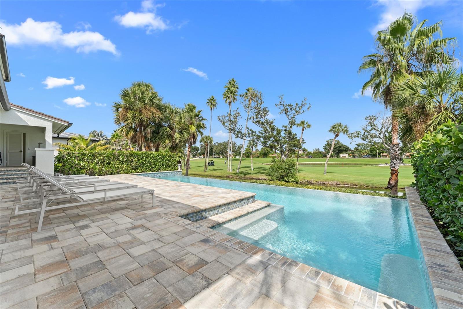 LONGBOAT KEY CLUB - Residential