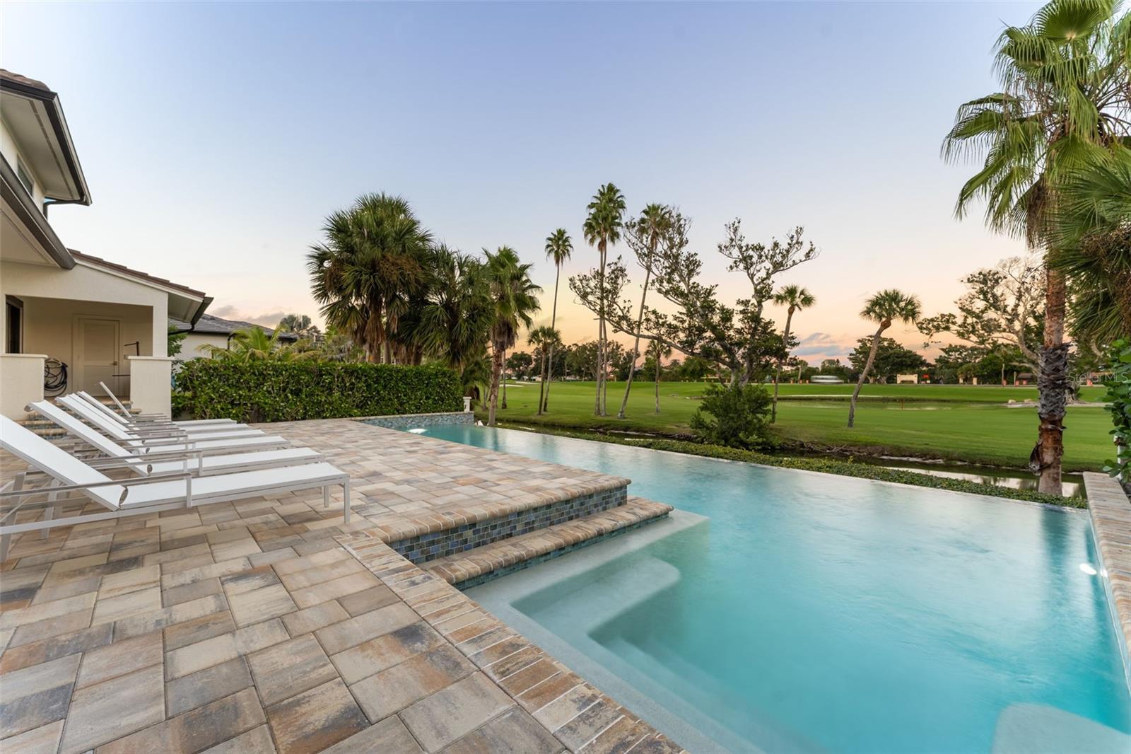 LONGBOAT KEY CLUB - Residential