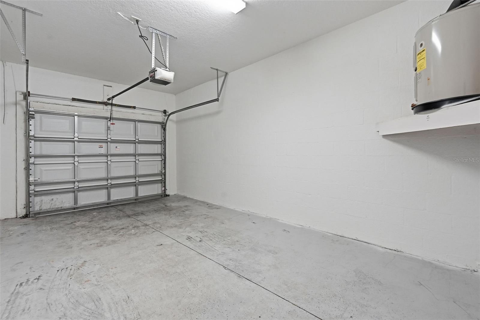 SEVEN OAKS - Residential