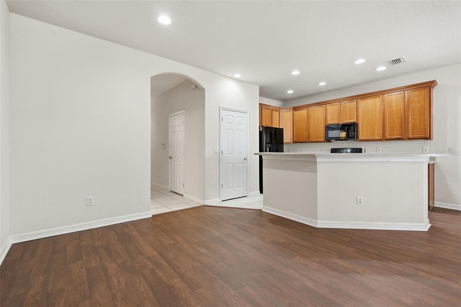 SEVEN OAKS - Residential