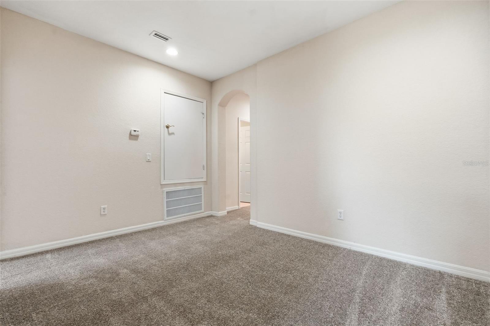 SEVEN OAKS - Residential