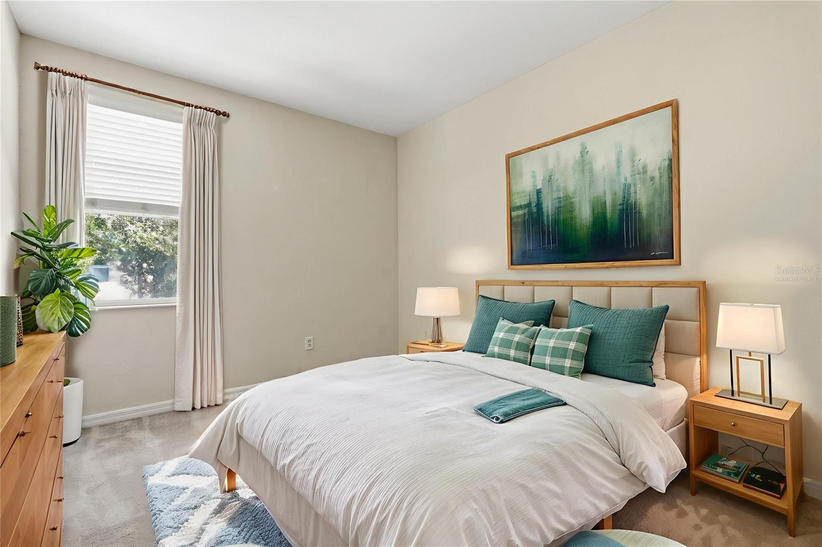 SEVEN OAKS - Residential