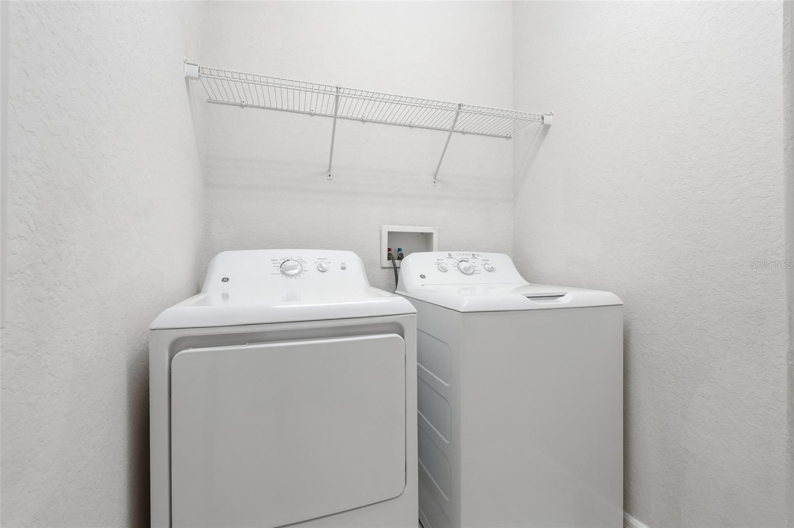 SEVEN OAKS - Residential