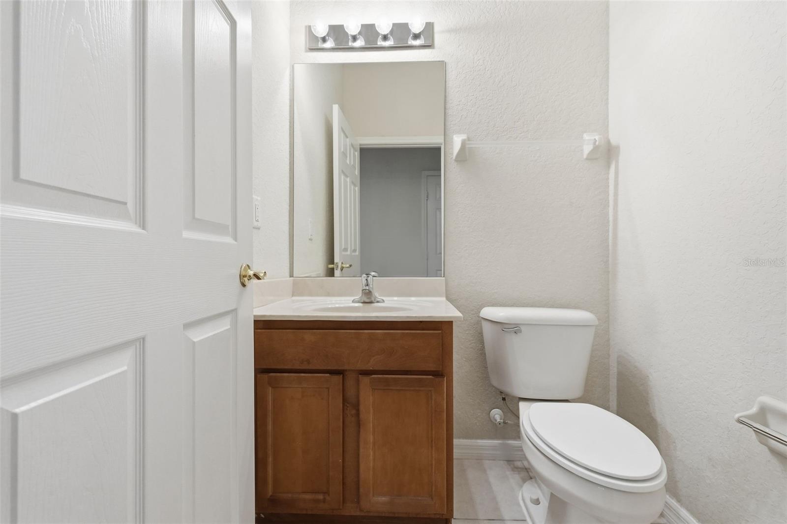 SEVEN OAKS - Residential