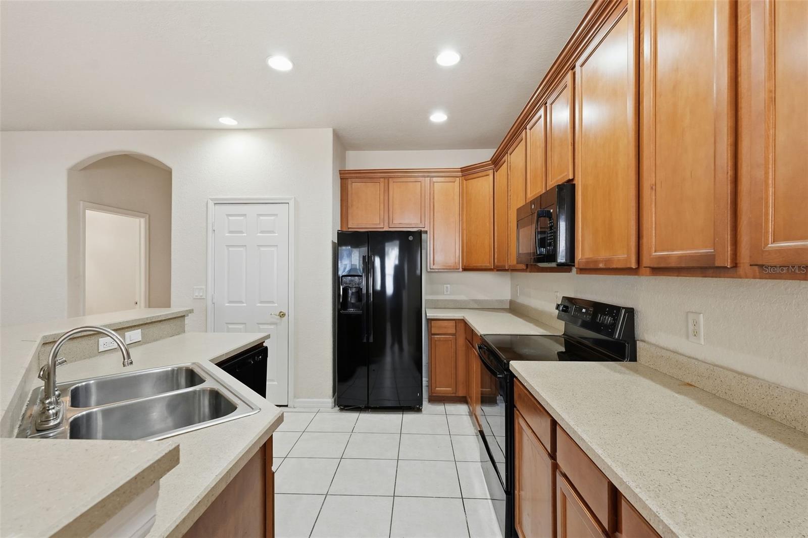 SEVEN OAKS - Residential