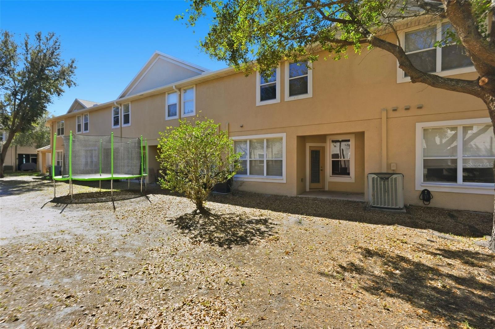 SEVEN OAKS - Residential