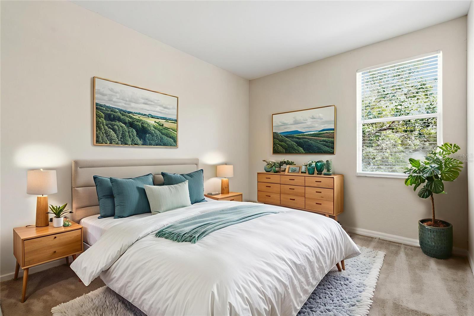 SEVEN OAKS - Residential