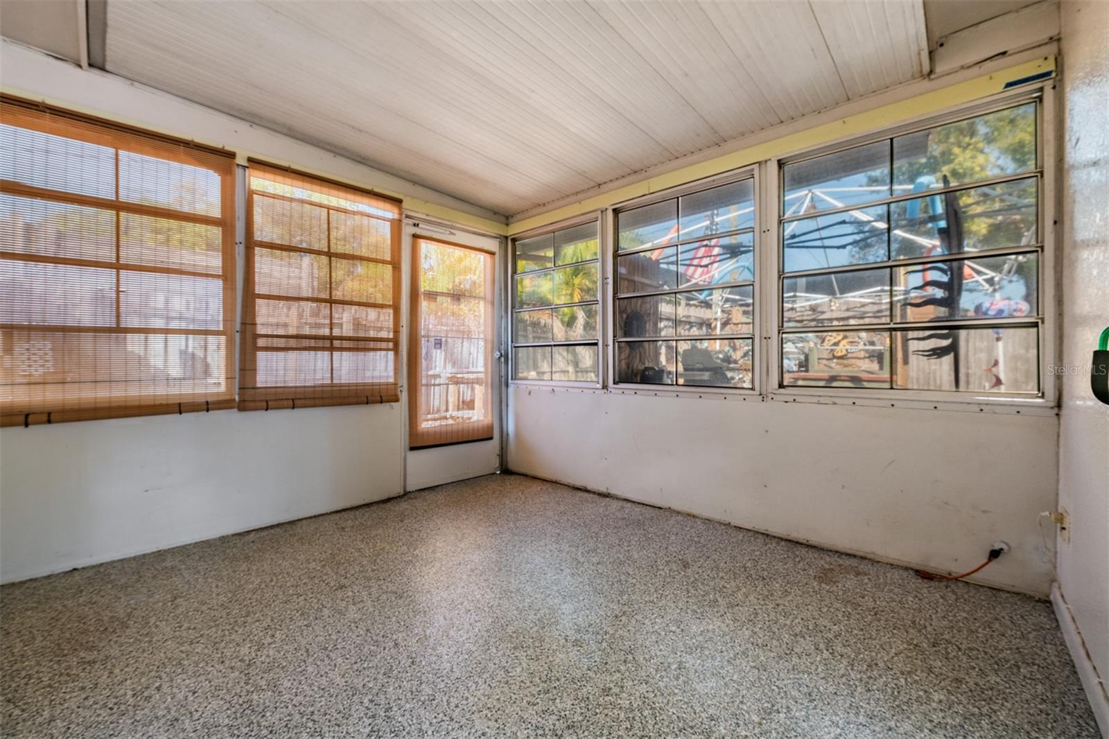 METEOR PLAZA - Residential