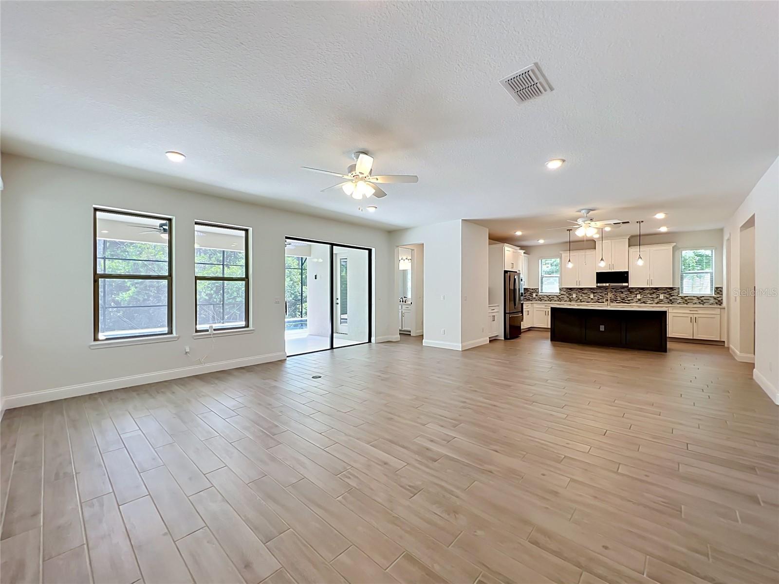 WINDERMERE ISLE - Residential