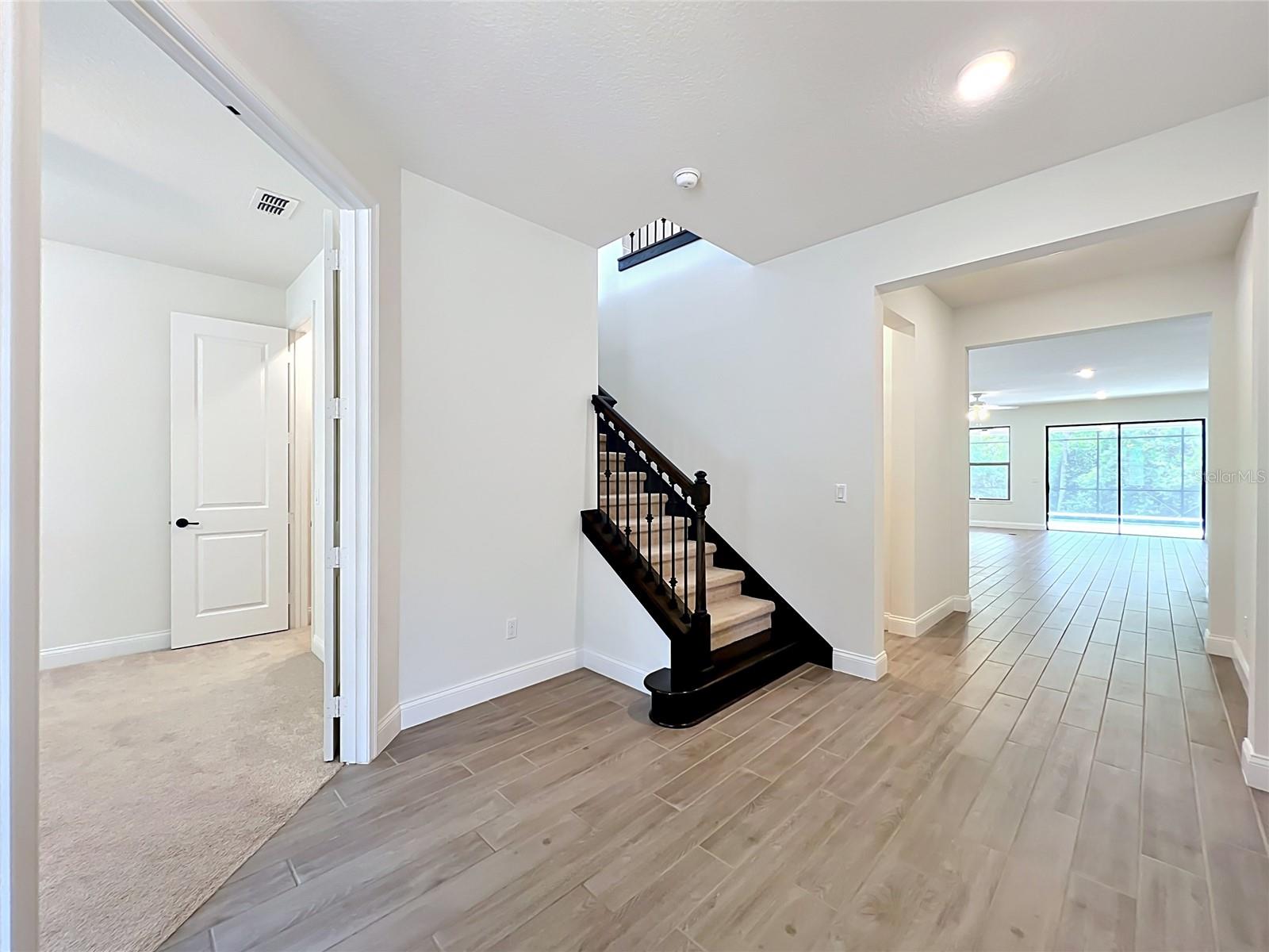 WINDERMERE ISLE - Residential