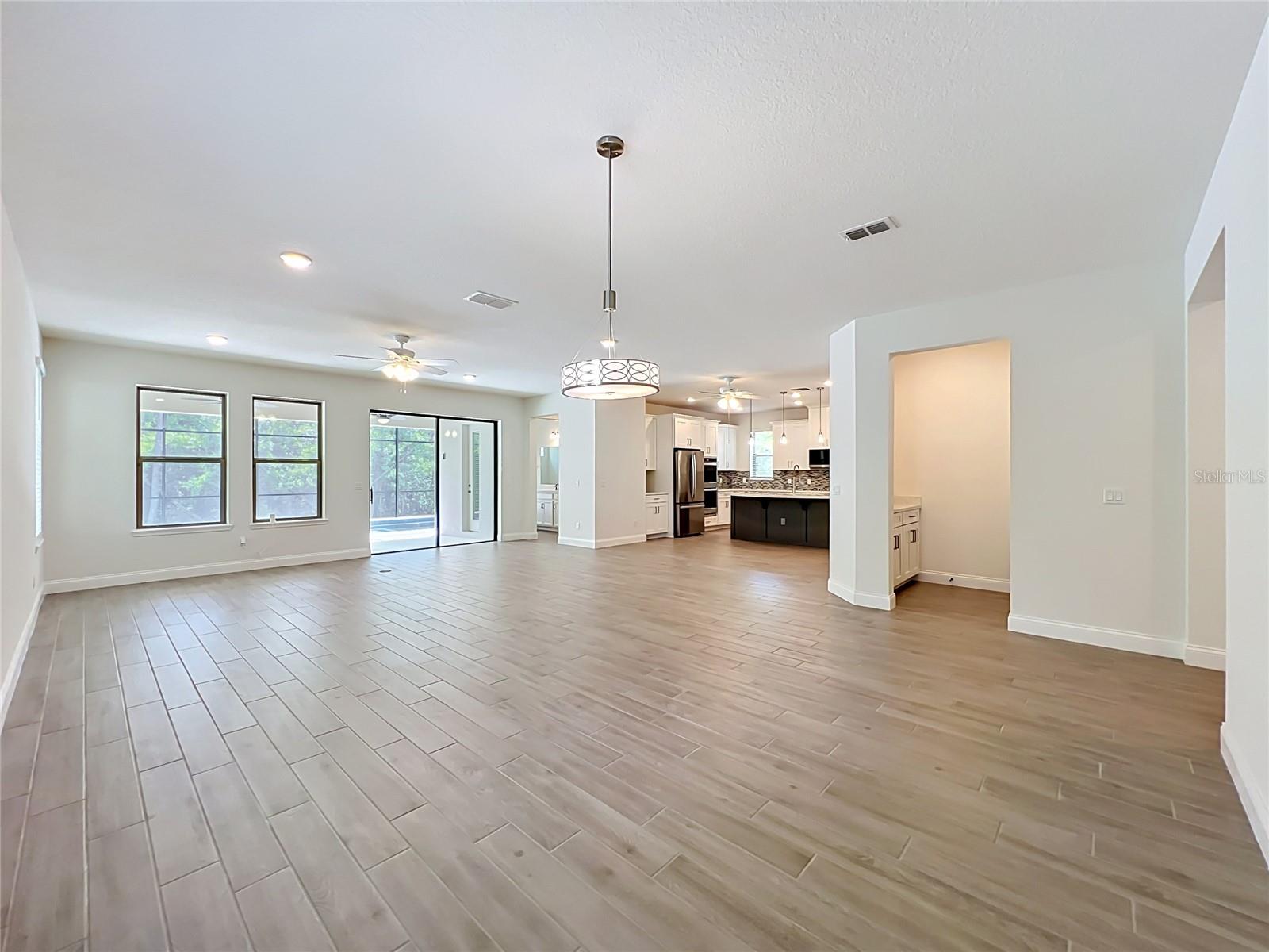 WINDERMERE ISLE - Residential