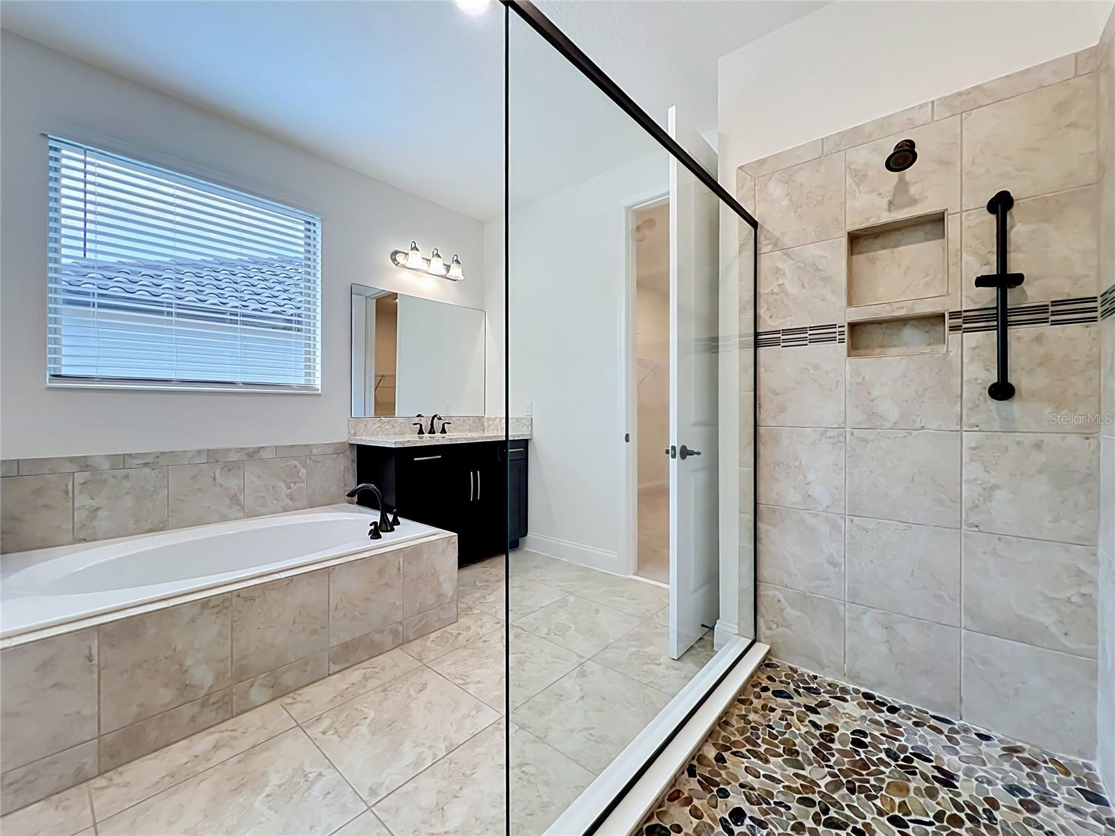 WINDERMERE ISLE - Residential