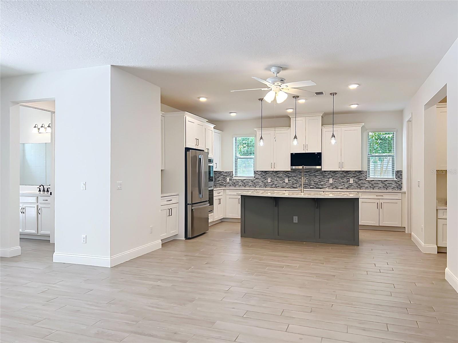 WINDERMERE ISLE - Residential