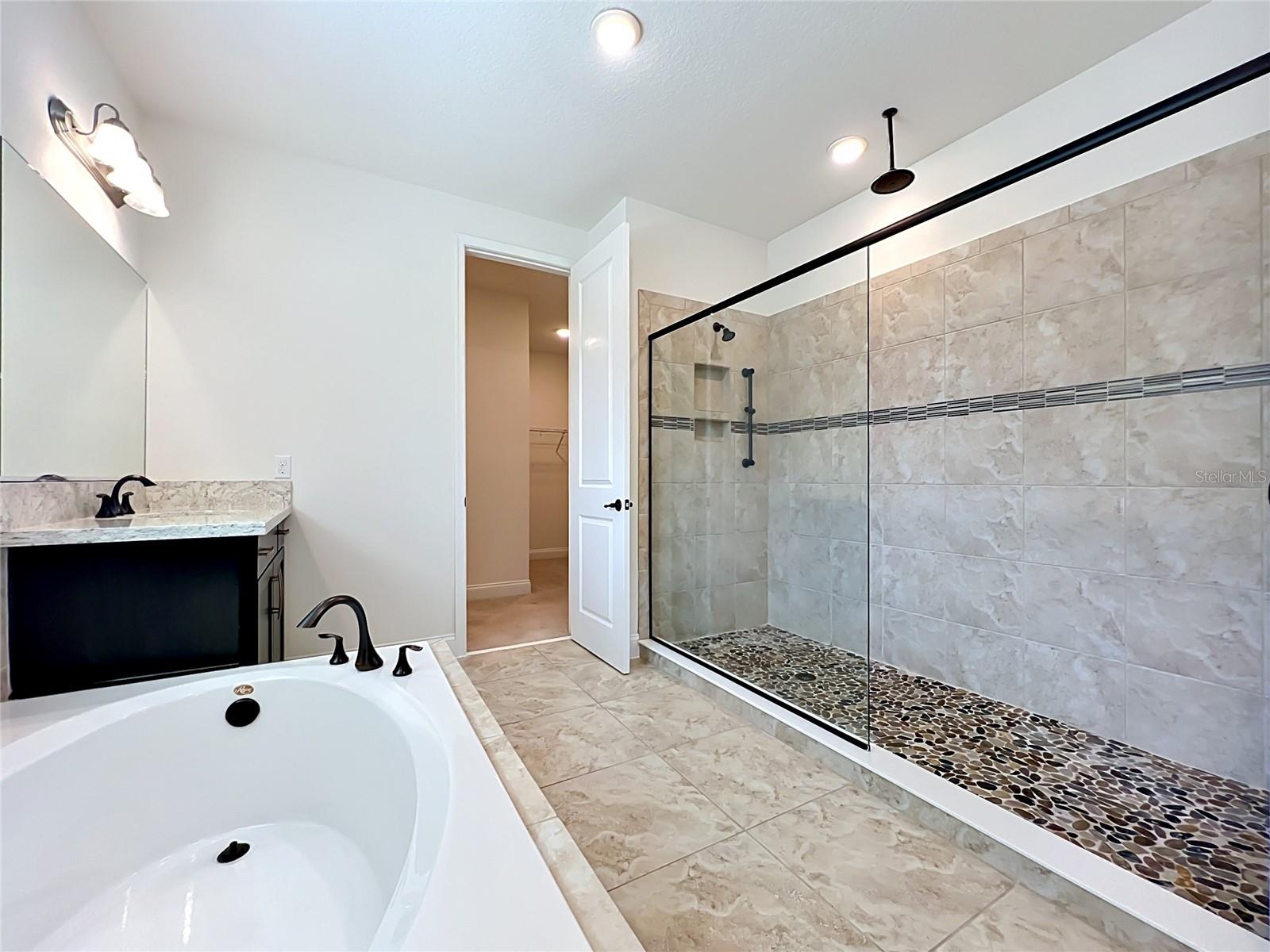 WINDERMERE ISLE - Residential