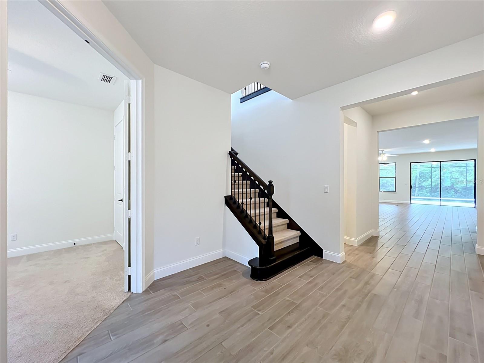 WINDERMERE ISLE - Residential