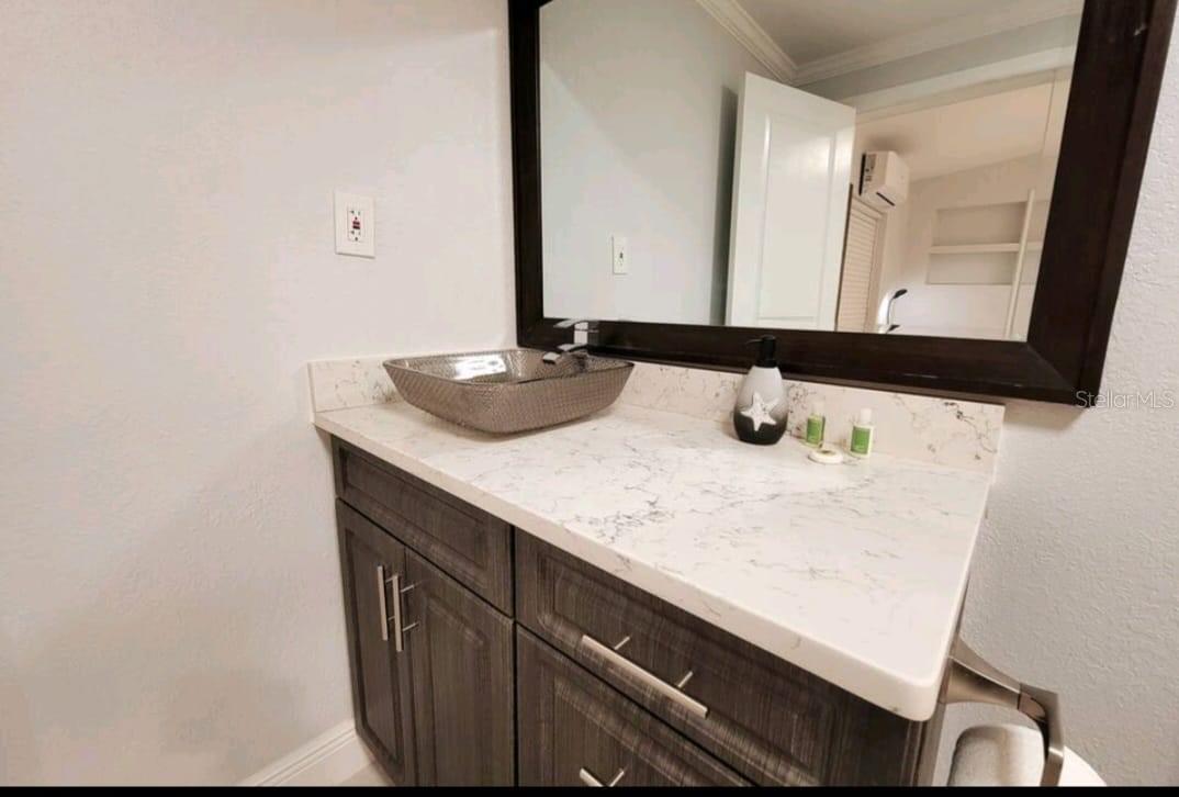 PINE CREST VILLA ADD 6 - Residential