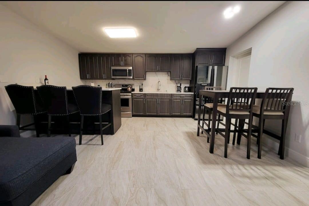 PINE CREST VILLA ADD 6 - Residential