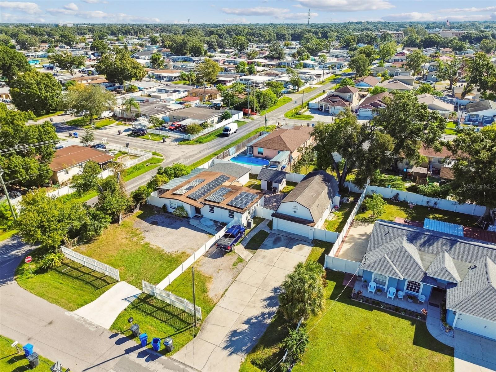 PINE CREST VILLA ADD 6 - Residential