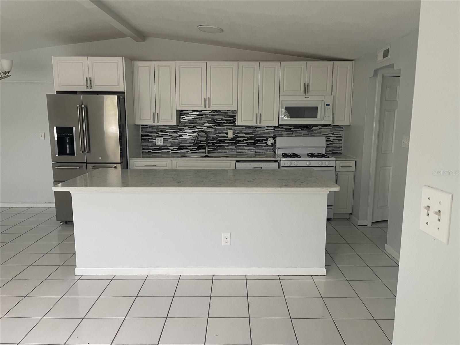 PINE CREST VILLA ADD 6 - Residential