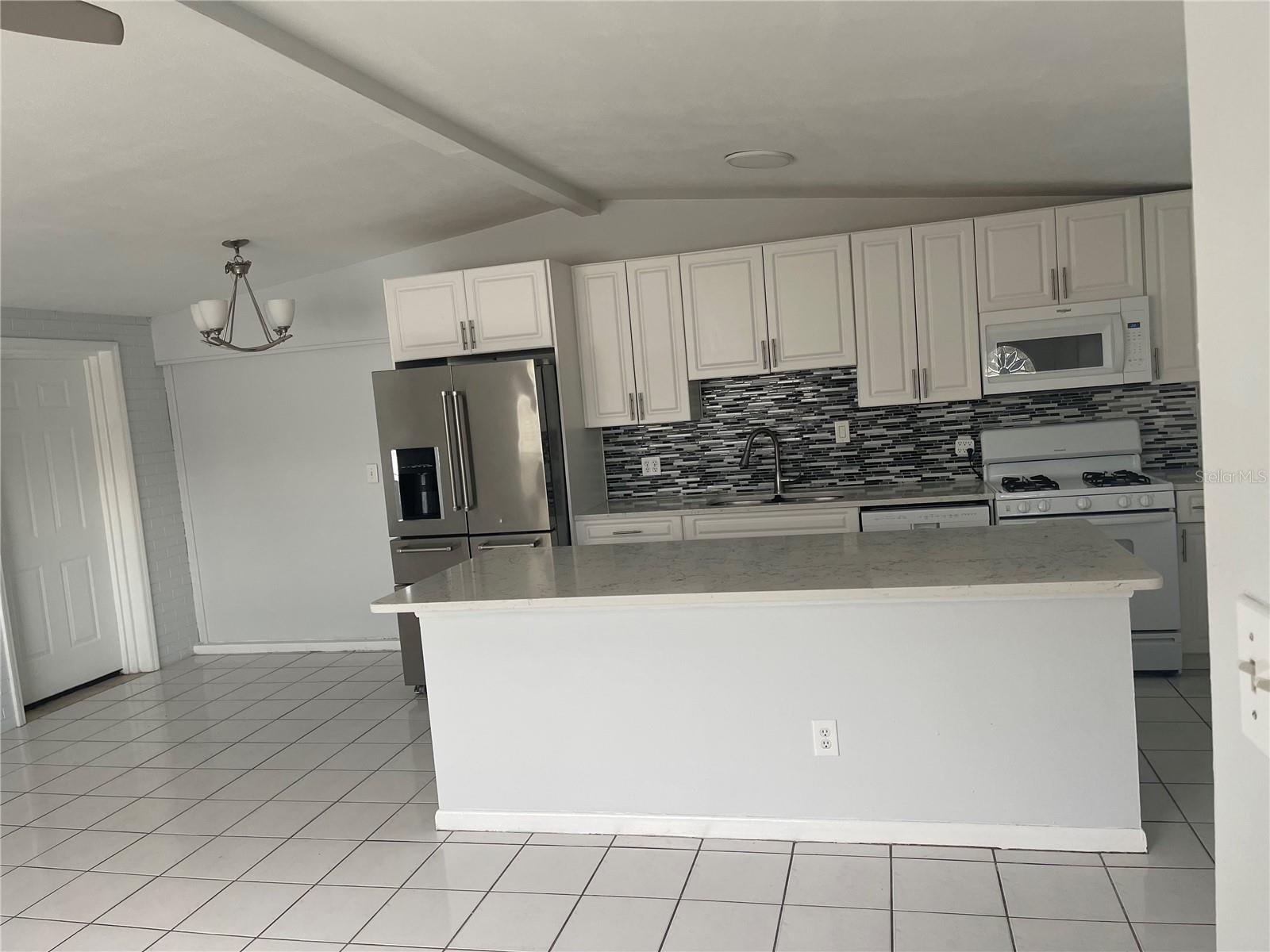 PINE CREST VILLA ADD 6 - Residential