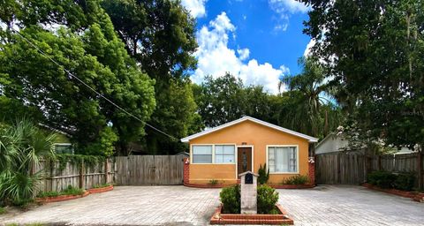 Photo of 1906 E New Orleans Avenue, Tampa, FL 33610 (MLS # TB8500287)