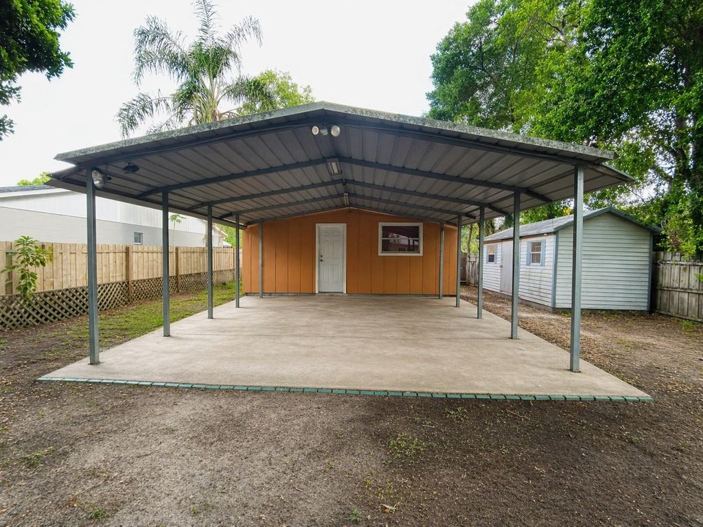 Photo of 1906 E New Orleans Avenue, Tampa, FL 33610 (MLS # TB8500287)