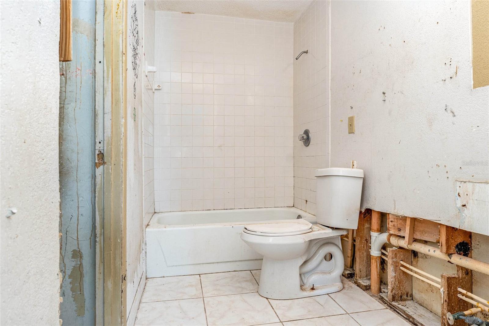 ROLLING HILLS SUB - Residential