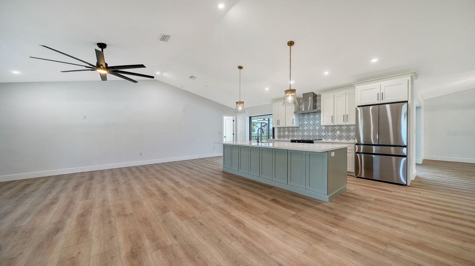 CENTER GATE ESTATES PH 01A - Residential Lease