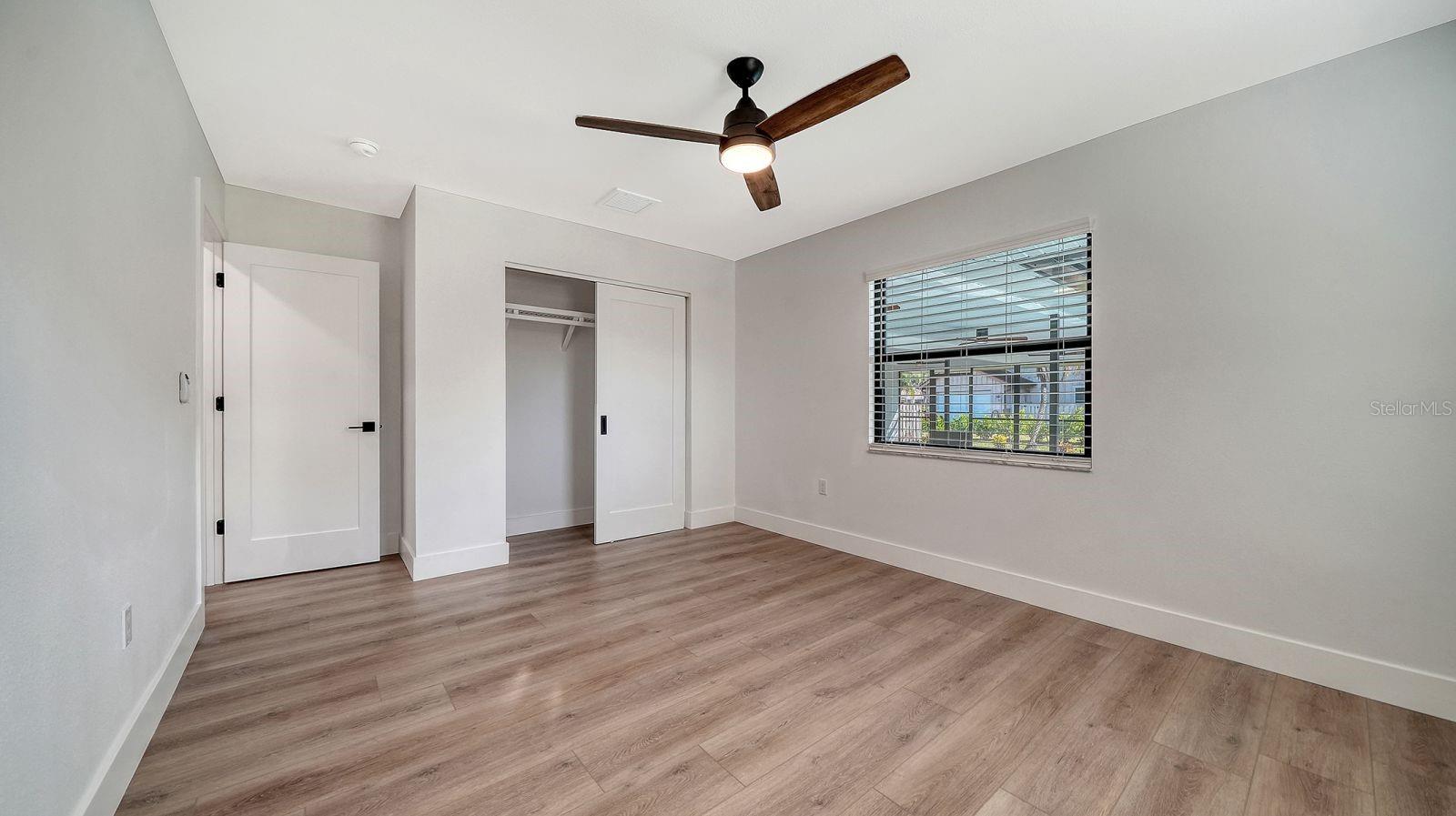 CENTER GATE ESTATES PH 01A - Residential Lease