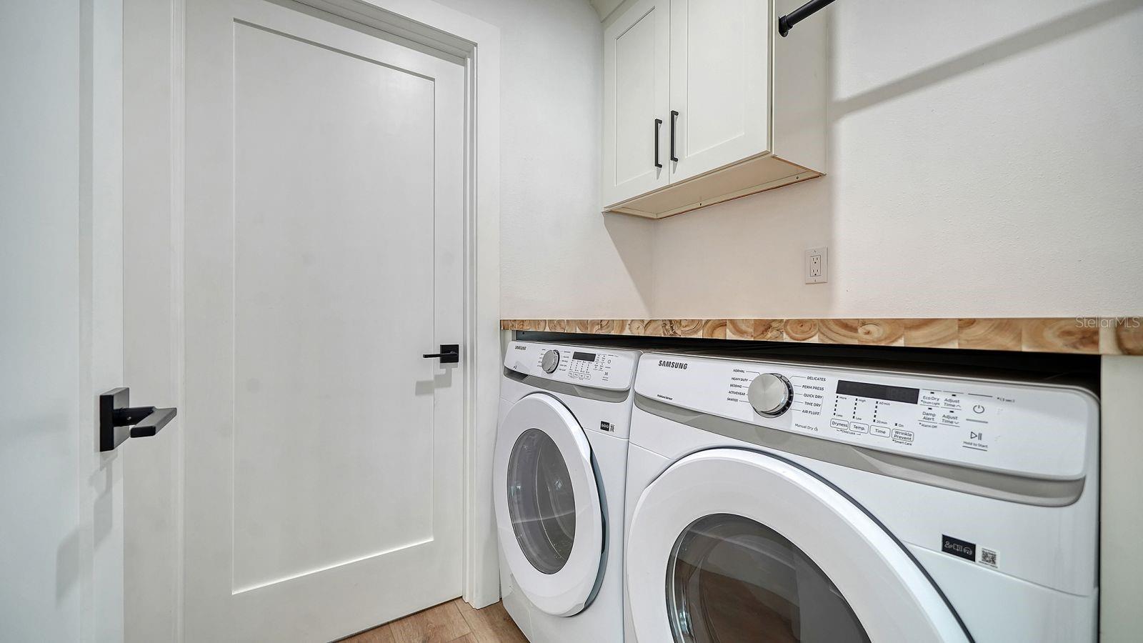 CENTER GATE ESTATES PH 01A - Residential Lease