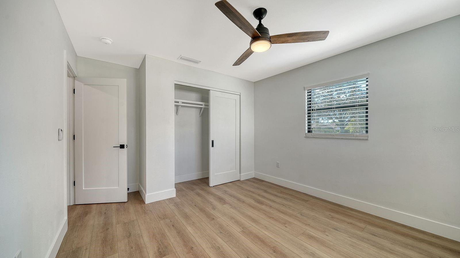 CENTER GATE ESTATES PH 01A - Residential Lease