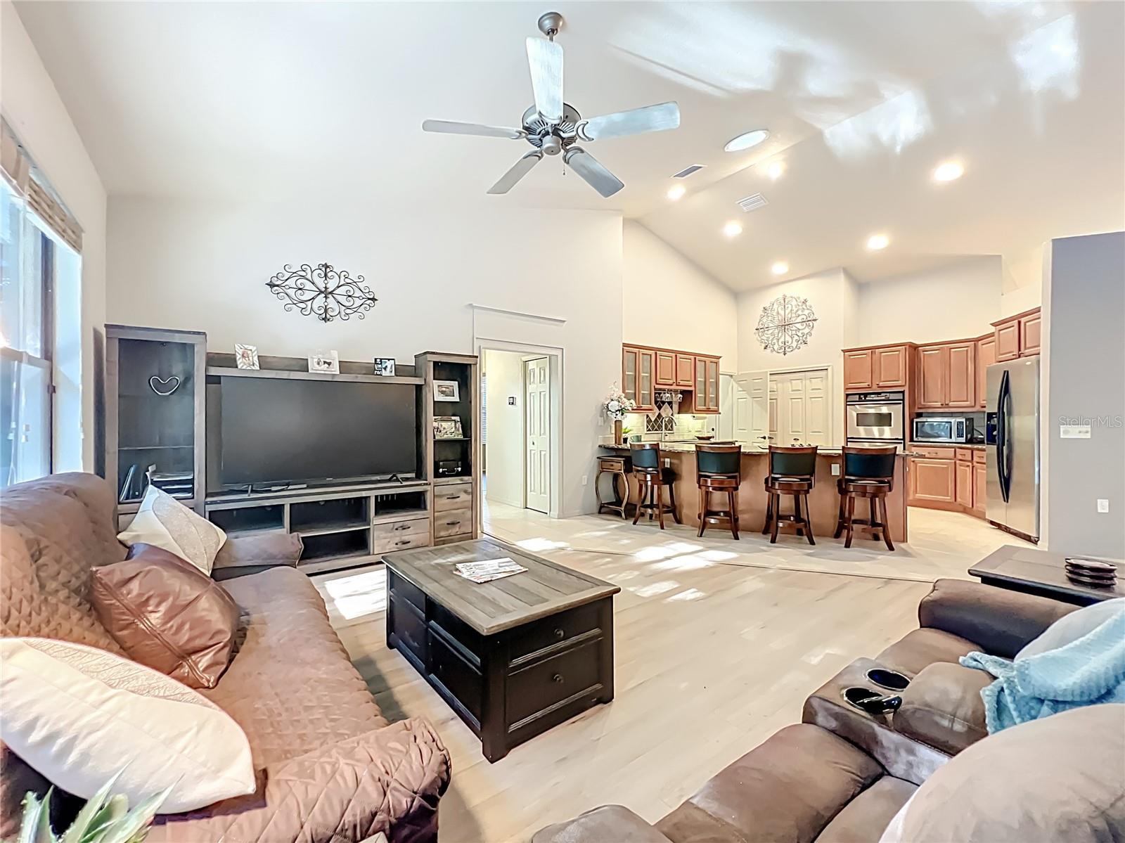 RAINBOW SPRINGS COUNTRY CLUB ESTATES - Residential