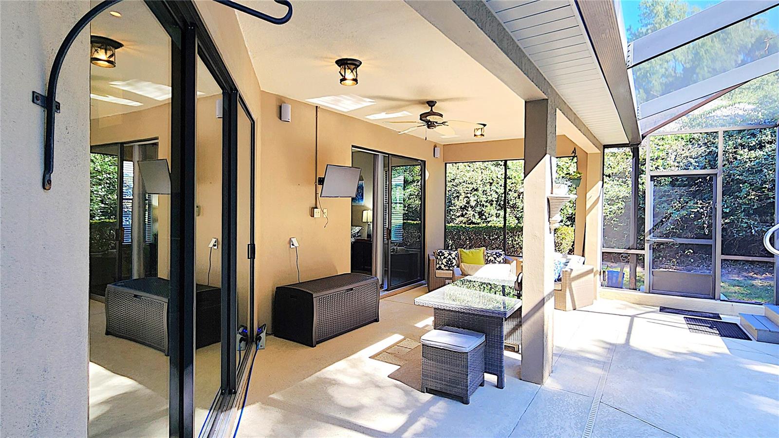 RAINBOW SPRINGS COUNTRY CLUB ESTATES - Residential