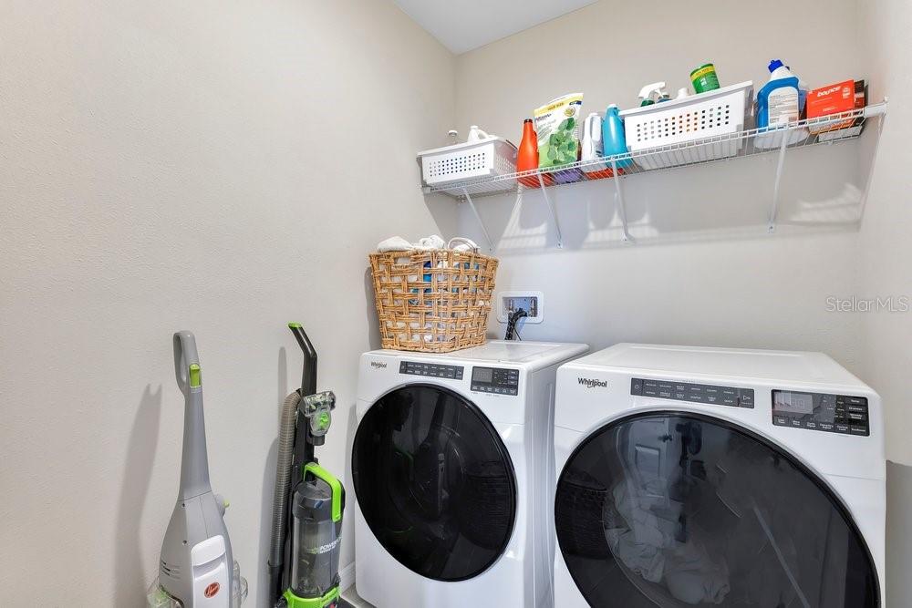 PARK EAST - Residential