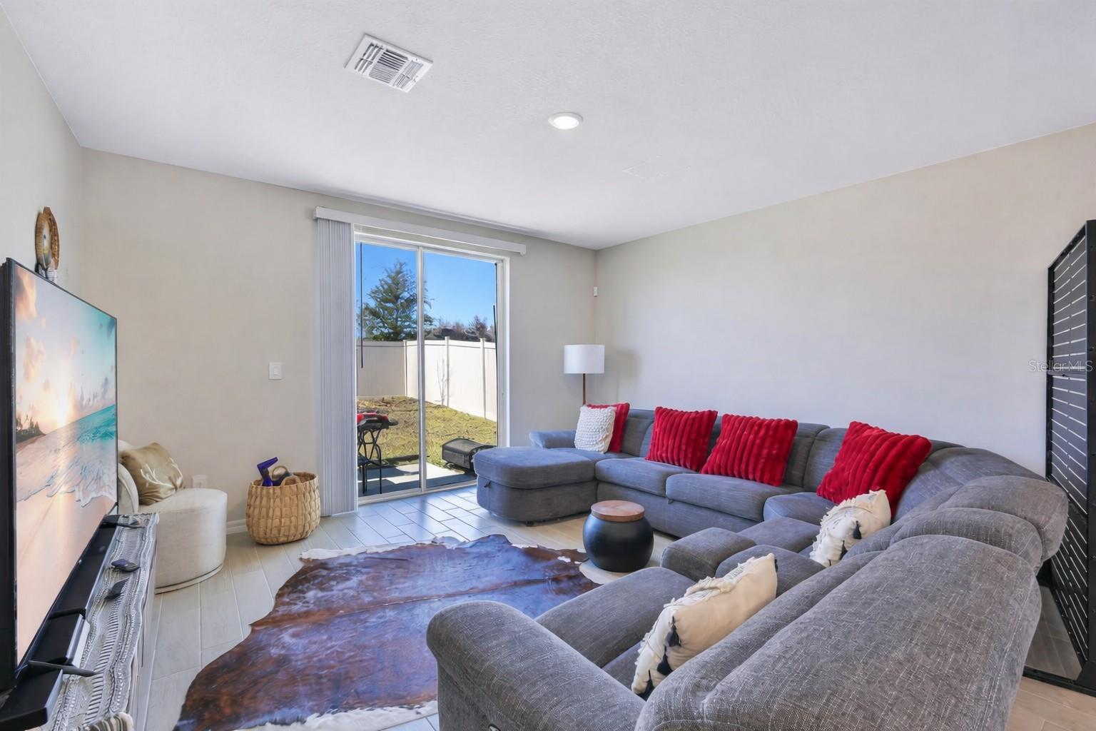 PARK EAST - Residential