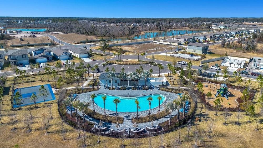 PARK EAST - Residential