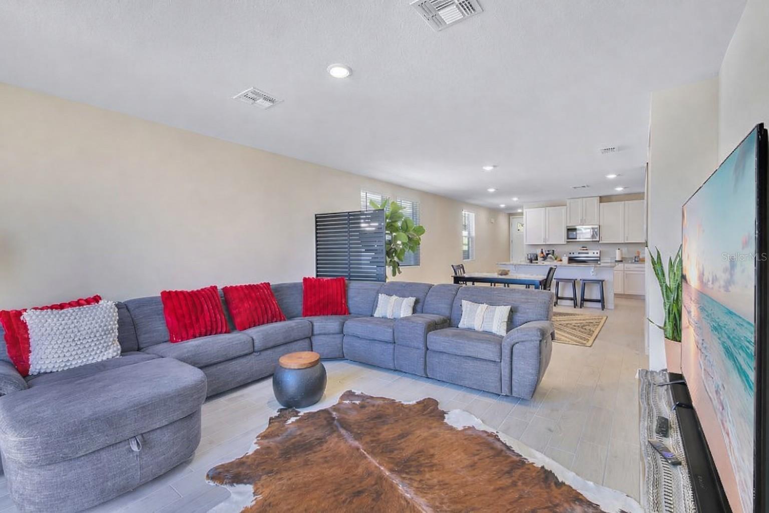 PARK EAST - Residential