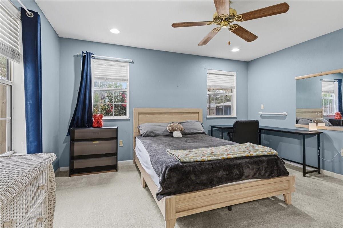 SOUTHSIDE TERRACE - Residential