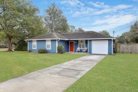 Photo of 24055 NW 176th Avenue, High Springs, FL 32643 (MLS # GC537575)