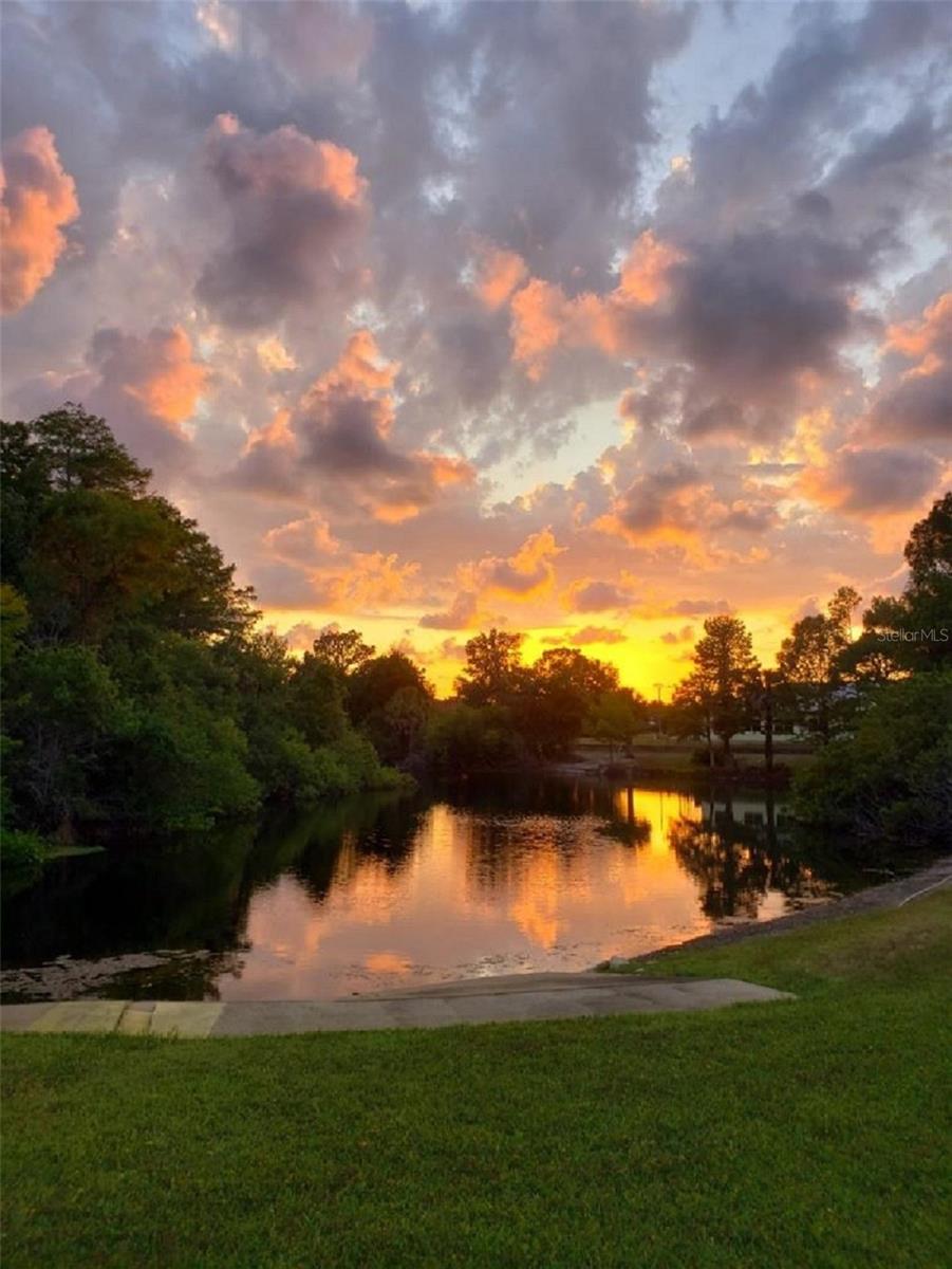 COUNTRY OAKS CONDO 01 - Residential