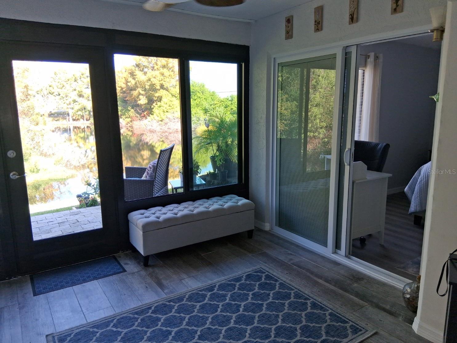 COUNTRY OAKS CONDO 01 - Residential