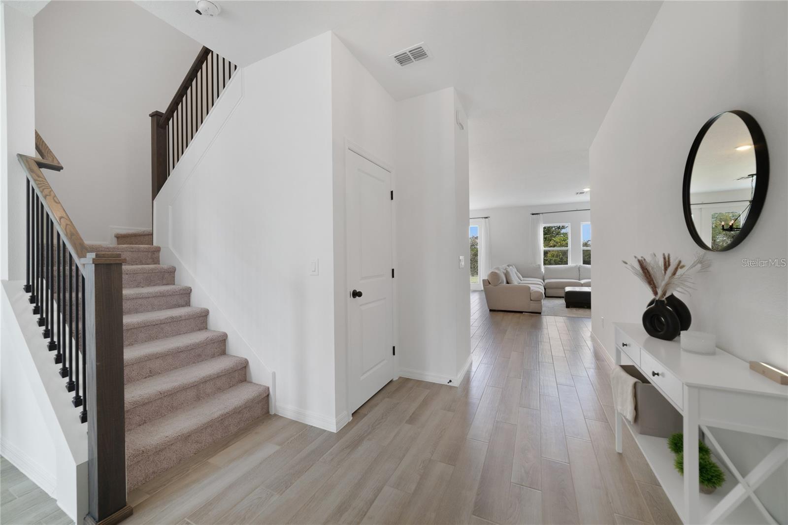 HAMPTON OAKS - Residential