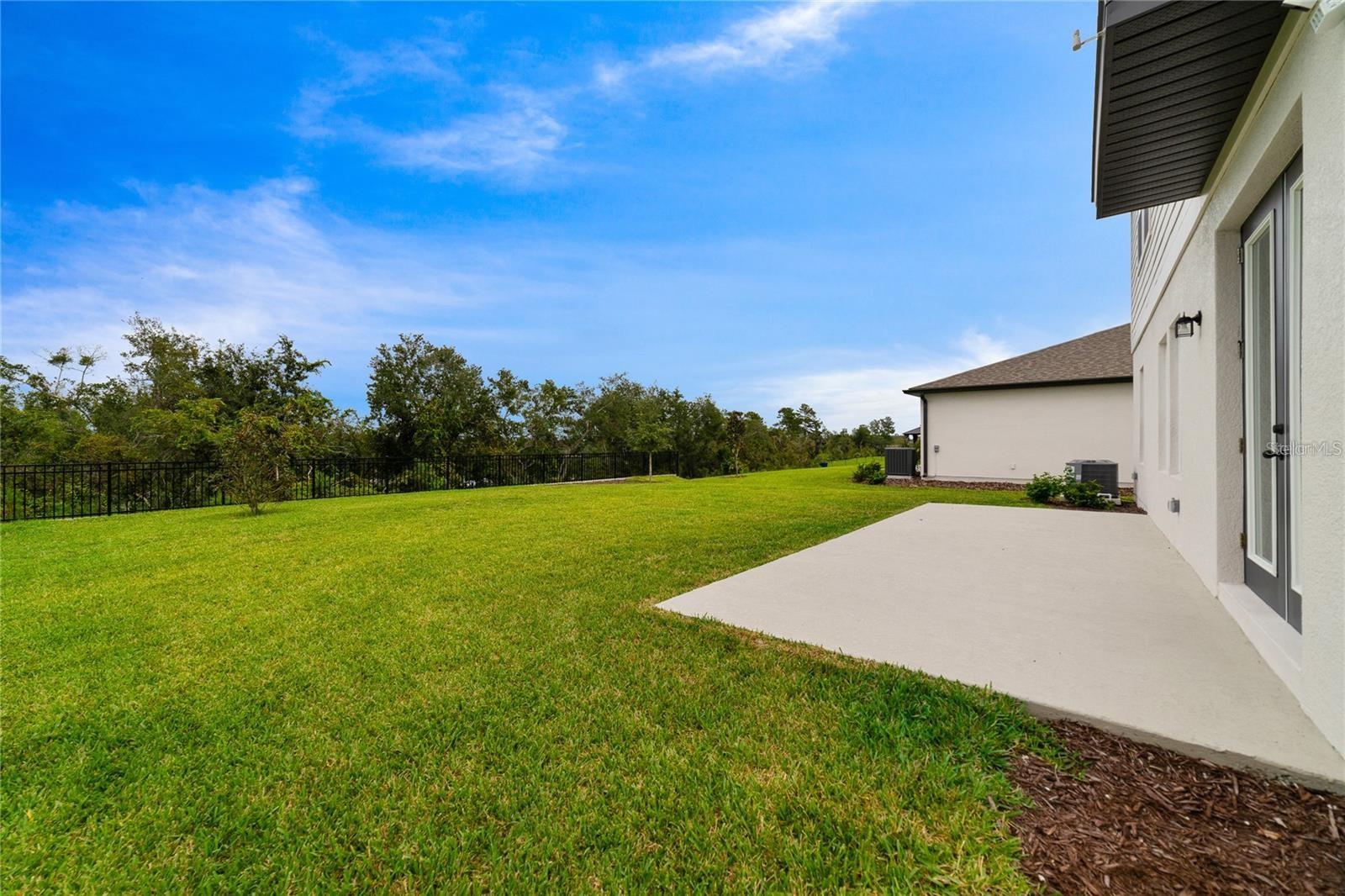 HAMPTON OAKS - Residential