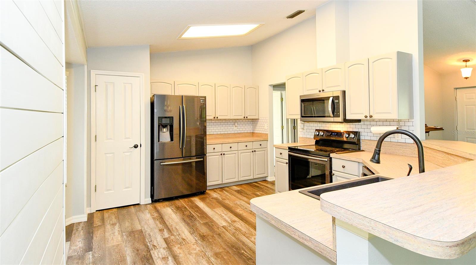 12525 PINE GLEN DRIVE