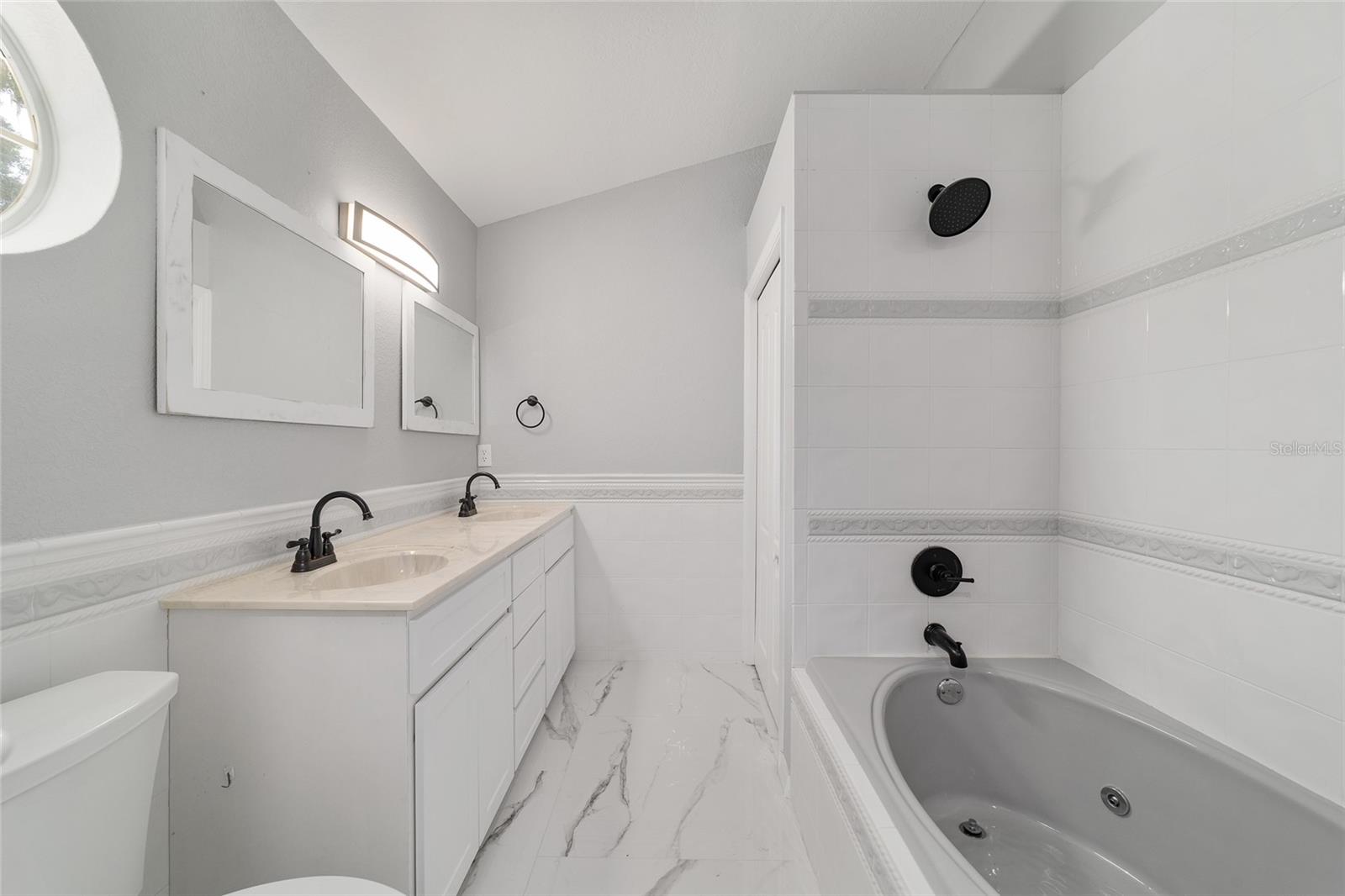 WOODWINDS - Residential