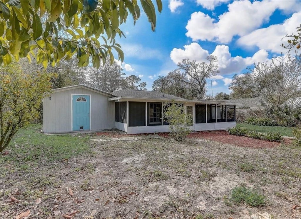 Photo of 1129 NE 12th Street, Ocala, FL 34470 (MLS # R4912165)