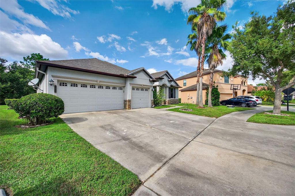 Photo of 7945 Hampton Lake Drive, Tampa, FL 33647 (MLS # TB8417675)