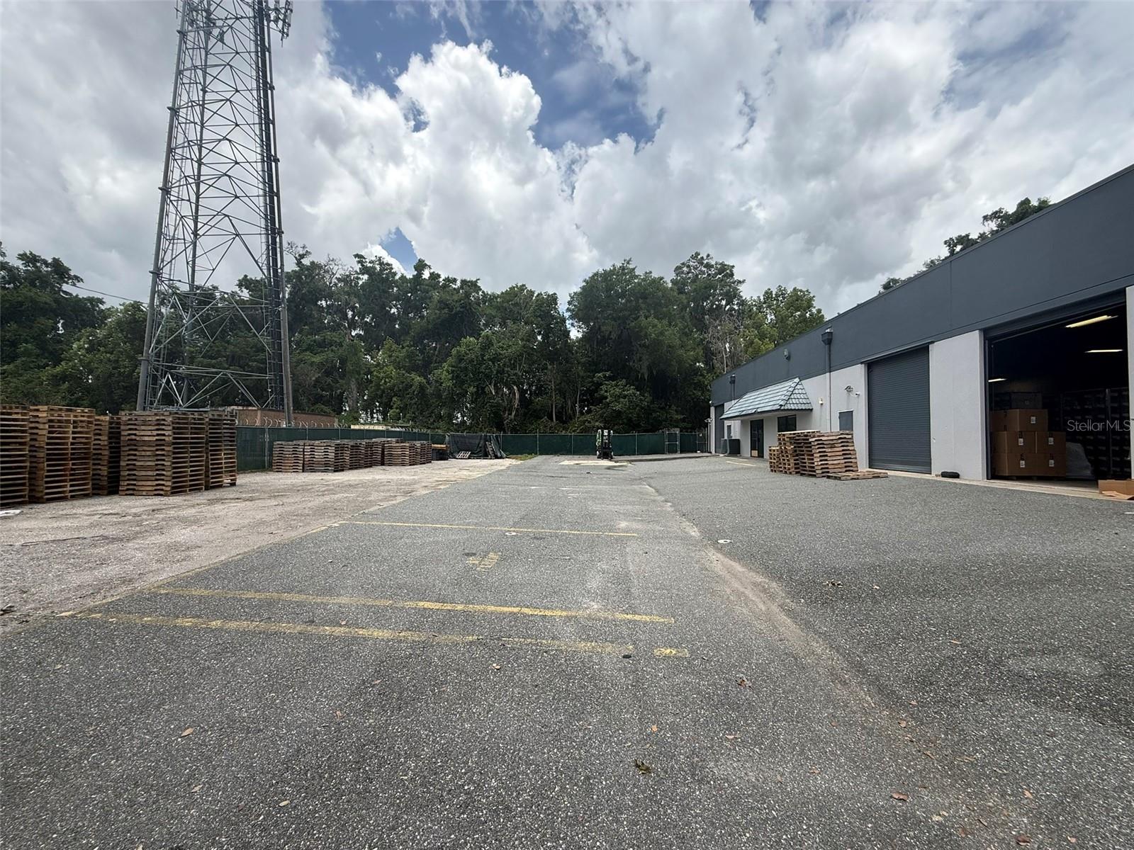 810 NW 25TH AVENUE 100