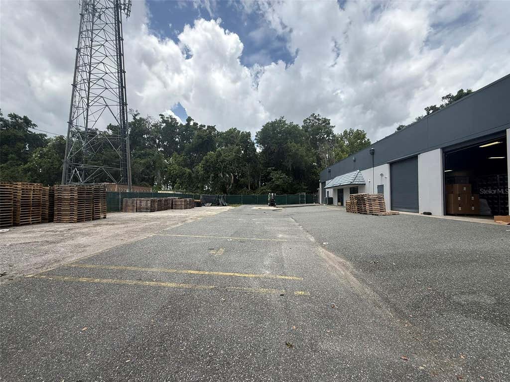 Photo of 810 NW 25th Avenue #100, Ocala, FL 34475 (MLS # OM729118)