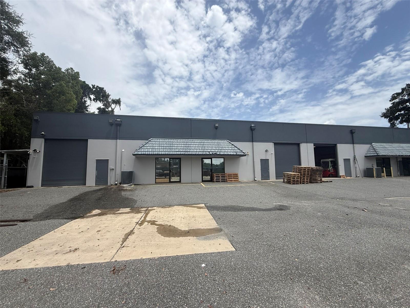 810 NW 25TH AVENUE 100